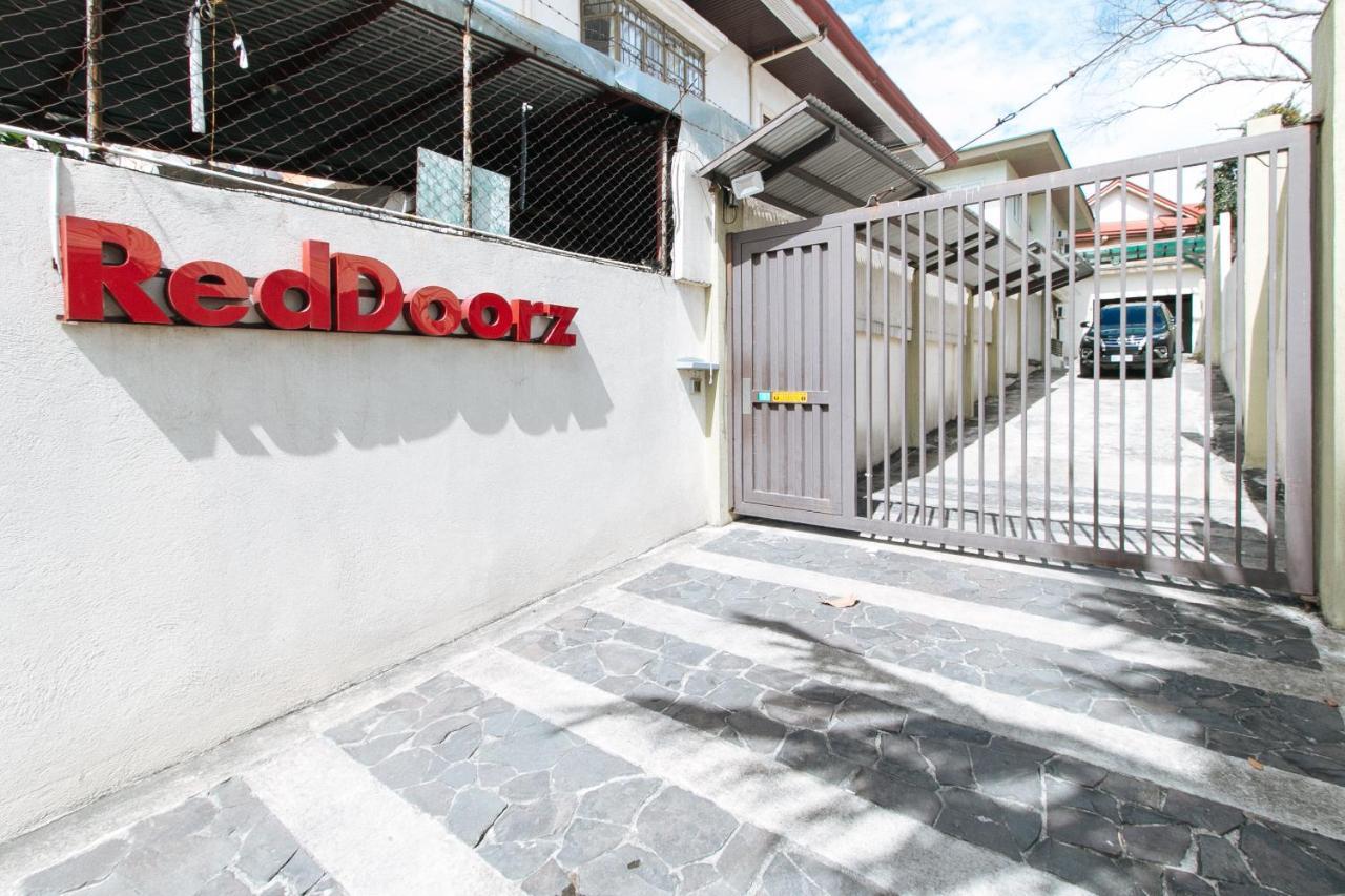 Reddoorz Plus @ A Rita Street San Juan San Juan  Kültér fotó